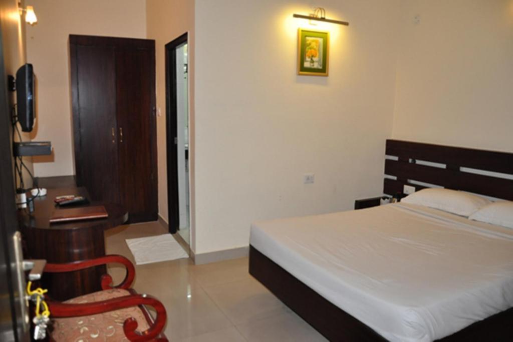 Hotel The Grand Raj Palampur Room photo