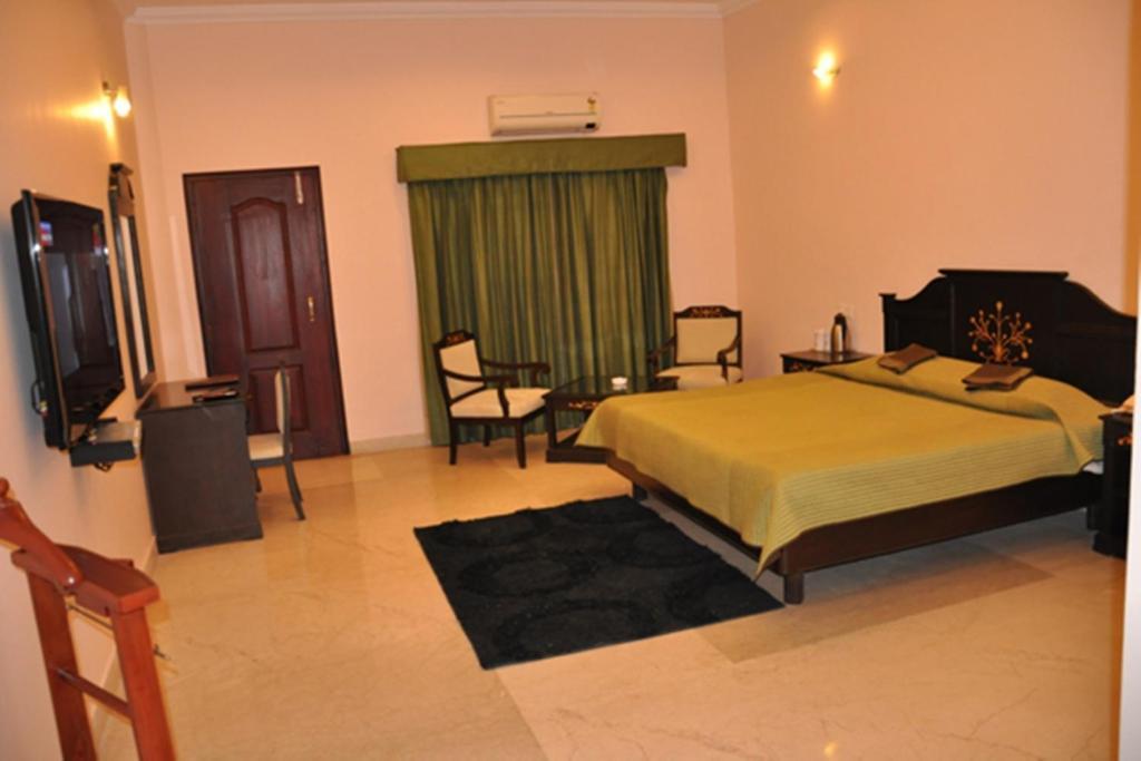 Hotel The Grand Raj Palampur Room photo