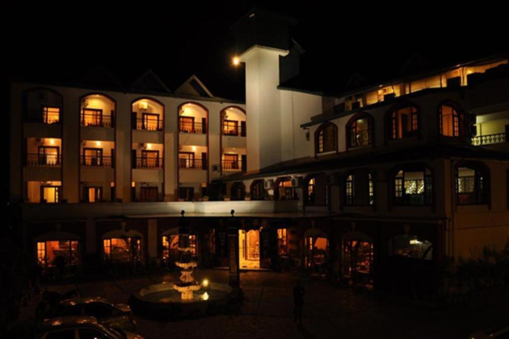 Hotel The Grand Raj Palampur Exterior photo