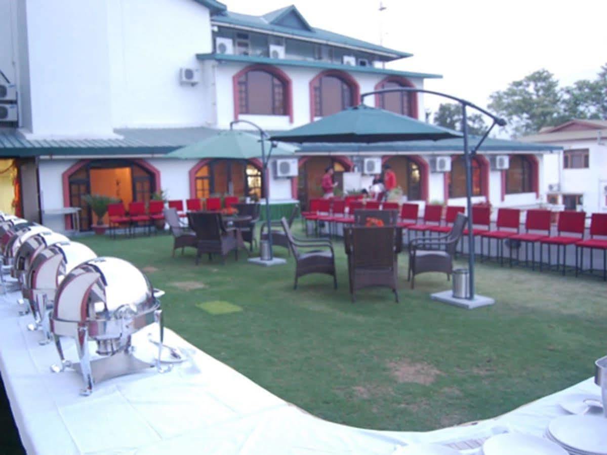 Hotel The Grand Raj Palampur Exterior photo