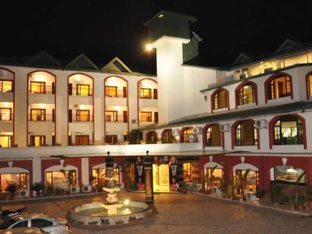 Hotel The Grand Raj Palampur Exterior photo